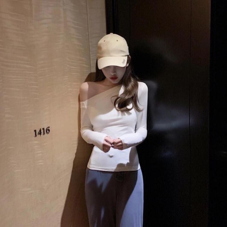 Áo thun lệch vai tay dài 2