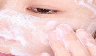 Gói sample SỮA RỬA MẶT HUXLEY CLEANSING FOAM DEEP CLEAN DEEP MOIST 3g