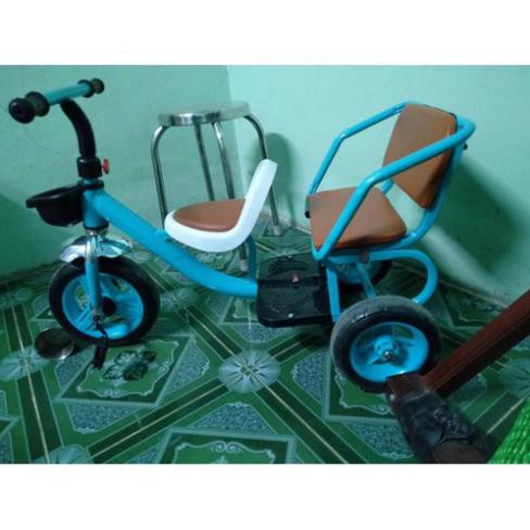 Xe đạp xích lô bánh to như hình cho bé