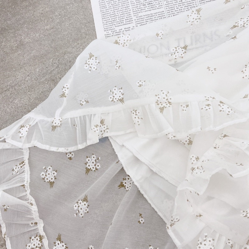 ĐẦM HOA CỔ VUÔNG VIỀN BÈO TÀ LỆCH