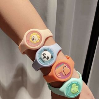 VÒNG TAY ĐUỔI MUỖI