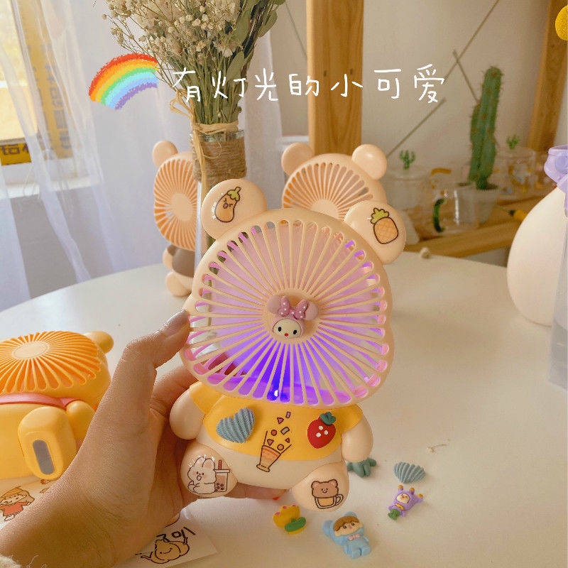 Quạt Làm Mát Cầm Tay/Để Bàn mini Hình Chú Gấu Dễ Thương Có Dây Đeo Sạc Cổng USB Cho Nam Và Nữ