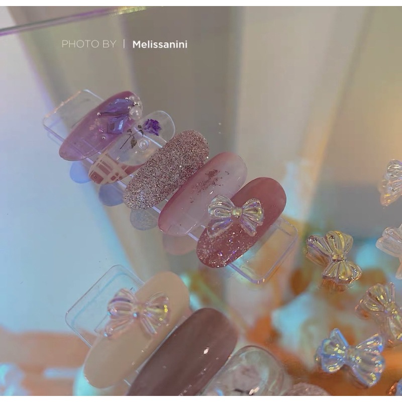 Phụ kiện nơ đính móng tay hologram trong