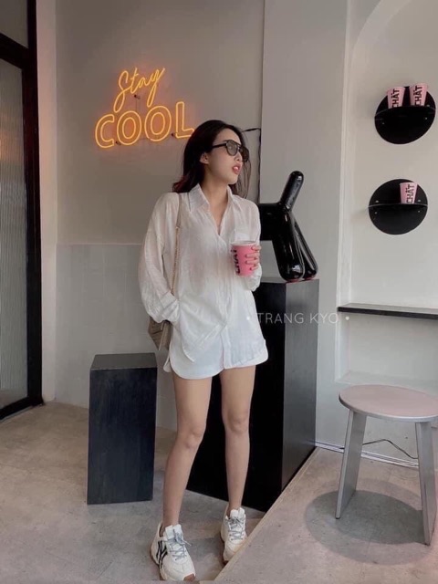 [Mã FAMAYWA giảm 10K đơn 50K] Sơ mi đũi trắng ( hàng có sẵn ) | BigBuy360 - bigbuy360.vn