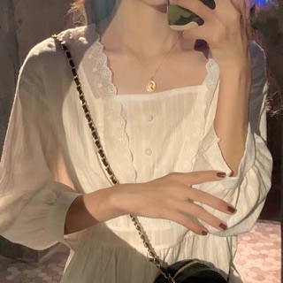 Áo kiểu baby doll viền ren đính nút