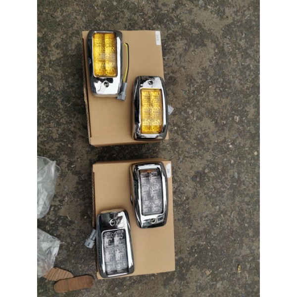 Đèn xi nhan LED cánh cửa xe HINO 500.