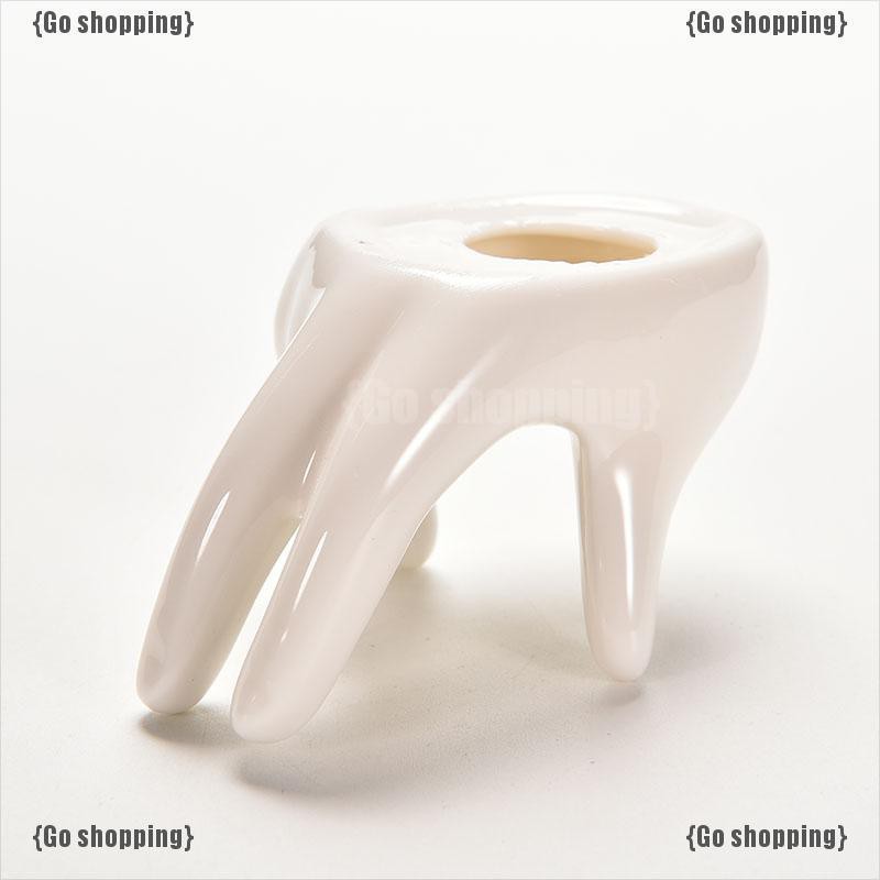 Giá đỡ gốm sứ Ocarina hình bàn tay độc đáo trang trí nội thất