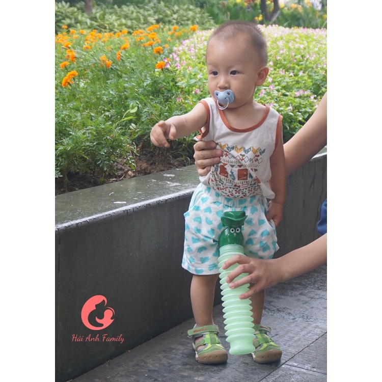 Bình đi tiểu mini cho bé trai, bé gái [Thuận tiện khi cho bé đi chơi, xe hơi, đi du lịch]