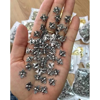 charm ong đẹp rẻ