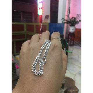 vòng cổ bé gái