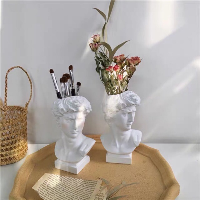 Tượng David trang trí, lọ hoa trang trí tượng người phong cách Bắc Âu - Décor nhà Sò