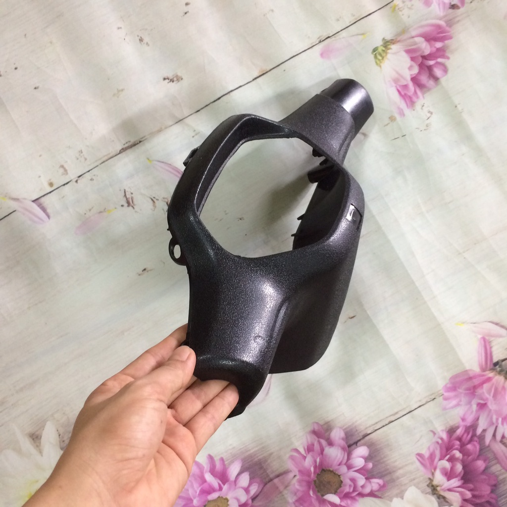 Bợ sau - Gáy sau xe  wave anpha 110 -wave thái 1 bóng- nhựa nhám đen