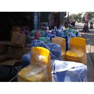 Ghế nhựa cho bé