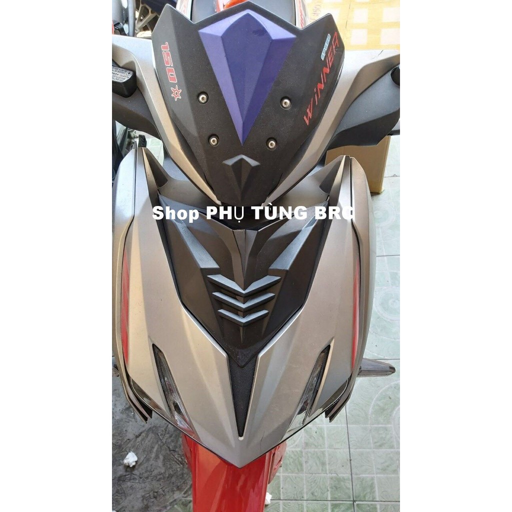 Ốp mặt nạ màu đen xe WINNER X 2019.