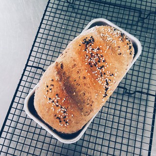 Bánh mì đen yến mạch