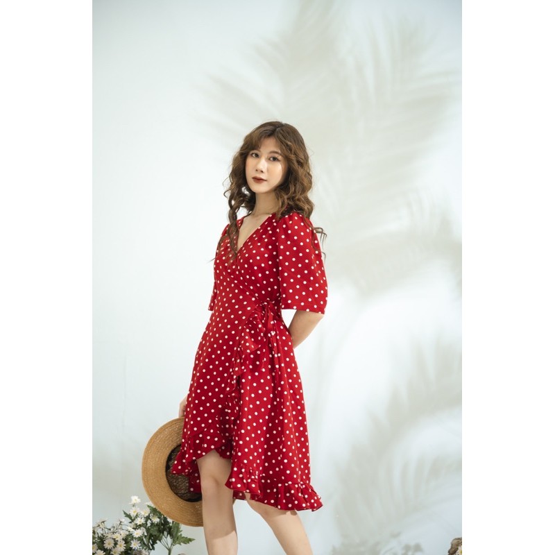 [Mã FATHANG5 giảm 10K đơn 50K] Đầm chấm bi vạt chéo thắt eo | BigBuy360 - bigbuy360.vn