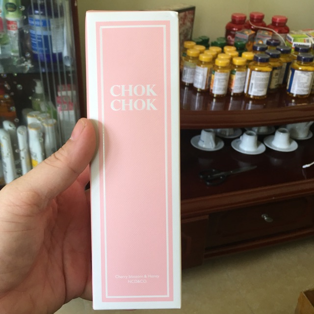 Sữa tắm CHOK CHOK Sữa tắm Chok Chok Cherry Blossom & Honey