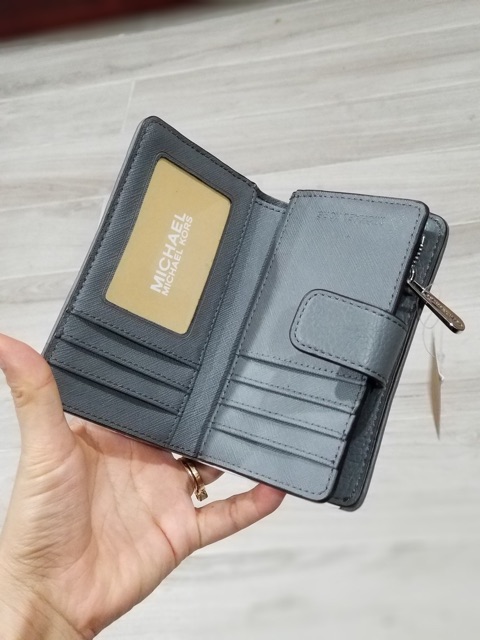 Ví michael kors chính hãng sale