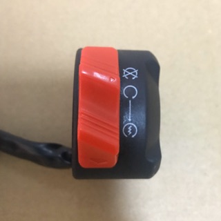 Cùm công tắc TFX (bên phải)