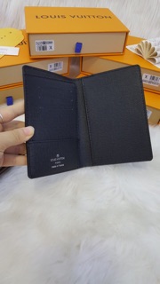 Ví lv kèm hộp