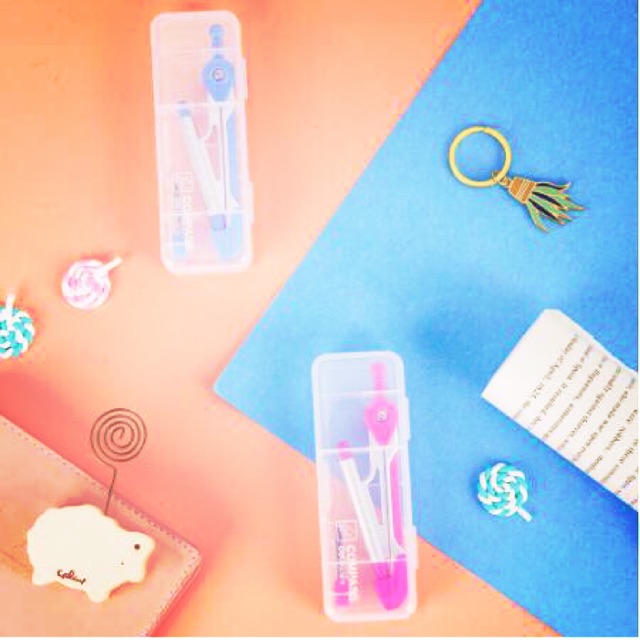 Compa Deli 8616(1 Cây/1 Hộp)