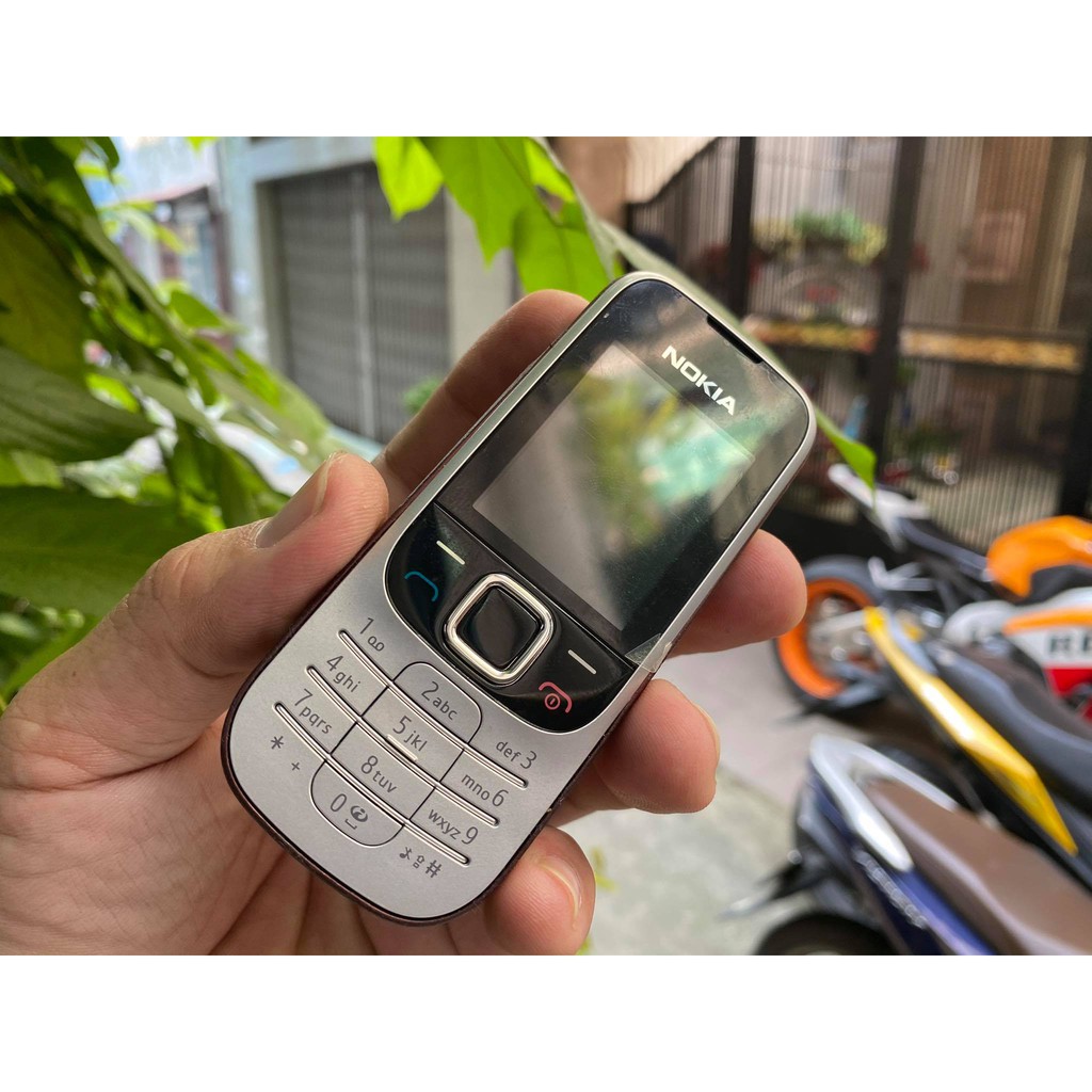 Điện thoại nokia 2330c trưng bày chính hãng FPT