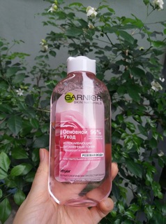Bộ sp làm sạch và dưỡng da Garnier