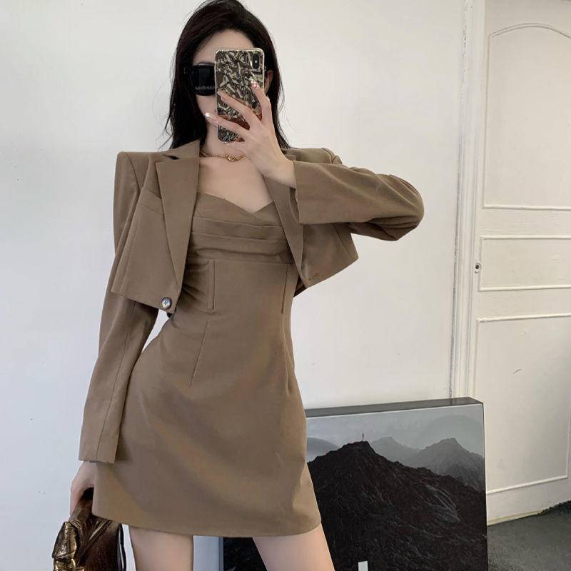 Áo Trễ Vai Một Bên Vai Áo Nữ Tay Dài Ngọt Ngào Và Gợi Cảm Dễ Phối Đồ Mới 2022