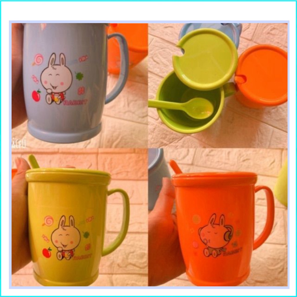 cốc nhựa mầu, cốc nhiều hình ngộ nghĩnh có thìa đi kèm