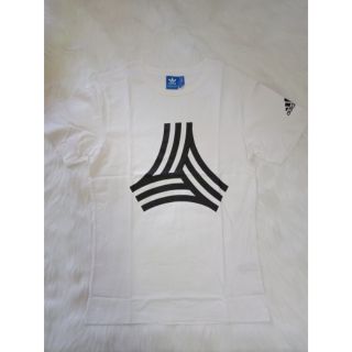 Bộ thể thao adidas