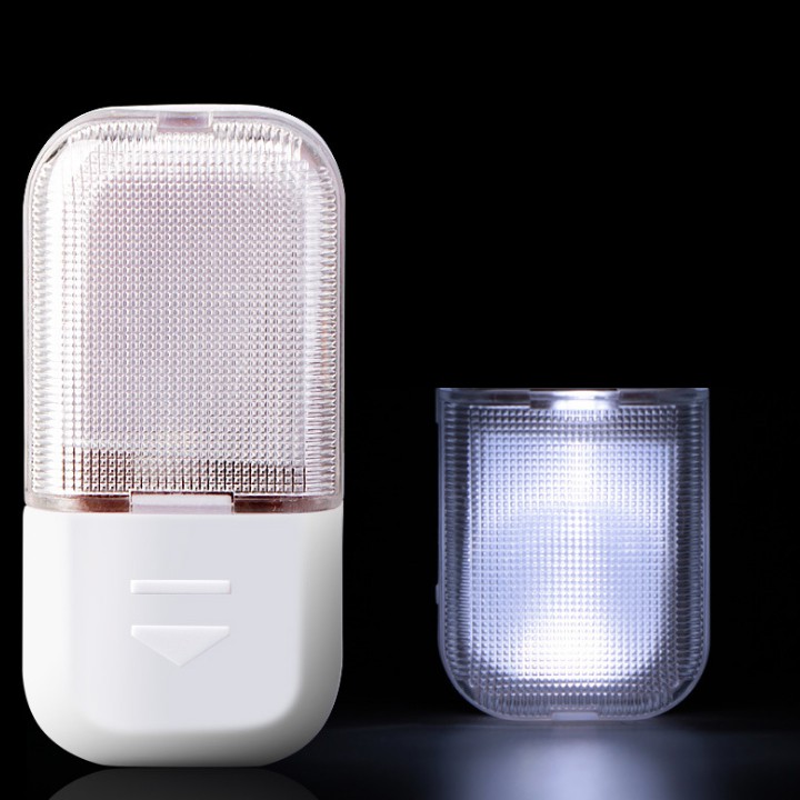 Đèn led gắn cốp xe máy