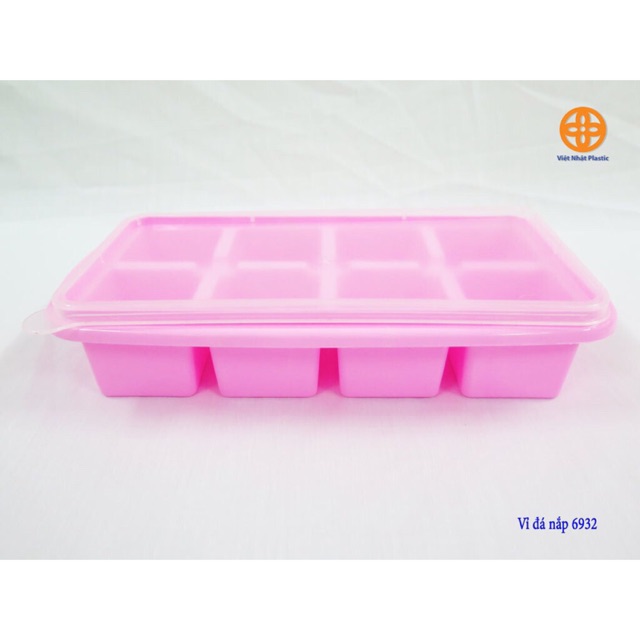 Khay đá có nắp