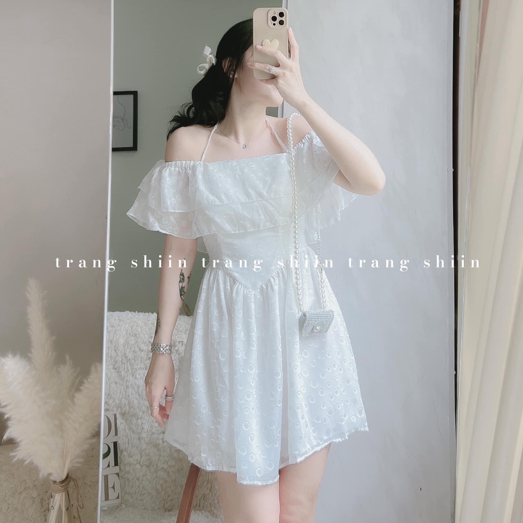 SET ÁO TAI BÈO TẦNG +  CHÂN VÁY XÒE TRẮNG