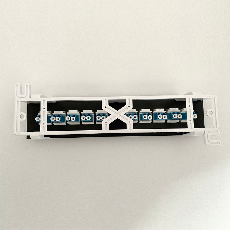 Bảng Điều Khiển Quang Học LC 10 Cổng 10G Bằng Nhựa Nhiều Màu Sắc