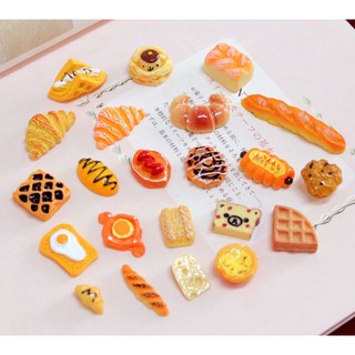 Bánh mì mô hình mini - được chọn mẫu