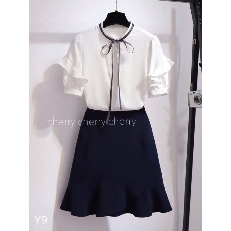 Chân váy xòe công sở thanh lịch