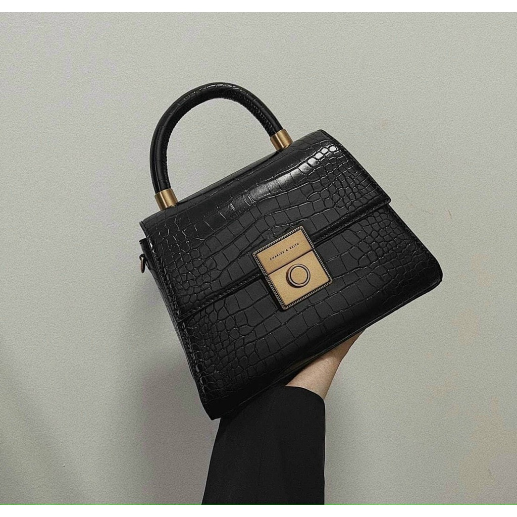 Túi xách nữ charles &amp; keith đeo chéo deo vai CROC-EFECT STRUCTURED chất da cao cấp sang trọng mẫu mới 2021