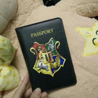Bao da passport/hộ chiếu cao cấp in hình logo Hogward Harry Potter