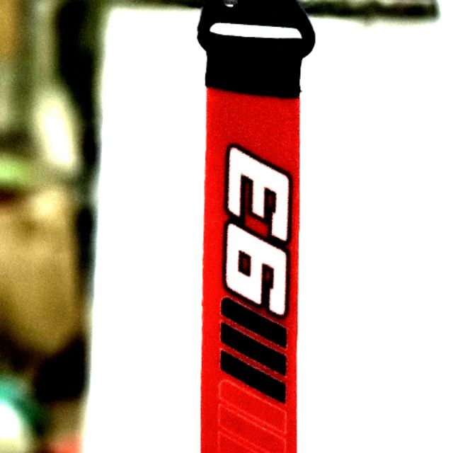 Móc khoá theo tem xe cao cấp