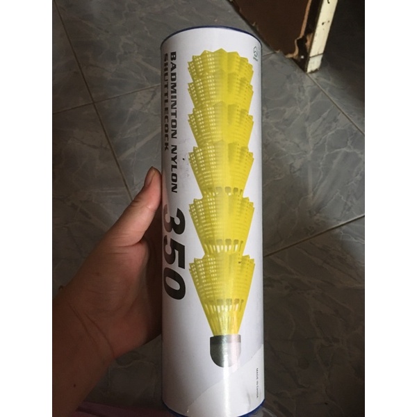 Cầu lông nhựa 1 hộp 6 trái