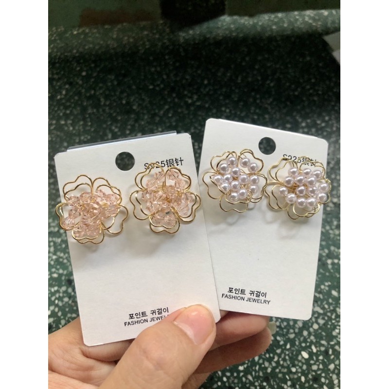Khuyên tai hoa tai bông tai nữ hinh hoa hạt trai hạt đá theo phong cách Hàn Quốc