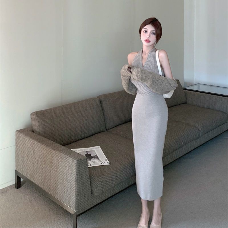 Set đầm cổ yếm hở + áo khoác tay dài phong cách retro thời trang mùa thu cho nữ