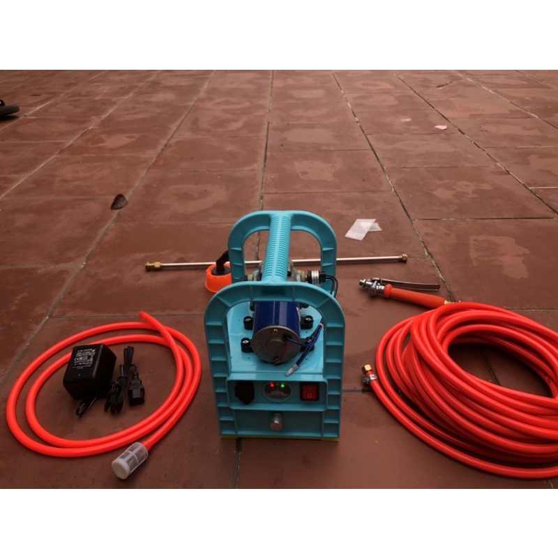Bộ máy phun  xịt phân bón 12v model 2800 kèm bình ácquy,phụ kiện