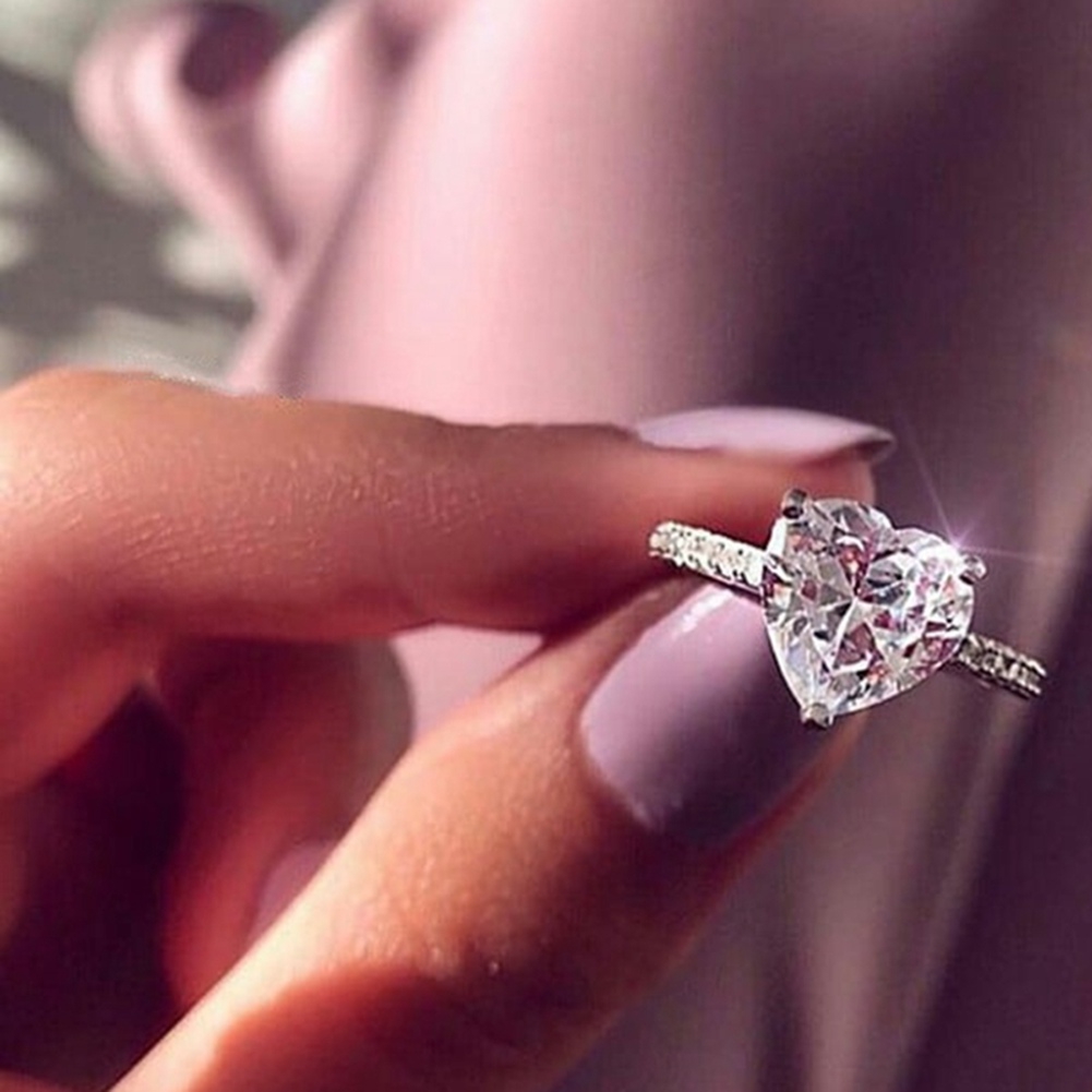 Nhẫn mạ bạc đính đá hình trái tim xinh xắn