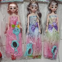 VƯƠNG QUỐC ĐỒ CHƠI  A HEO