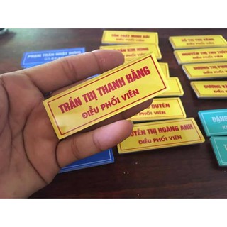 bảng tên mica