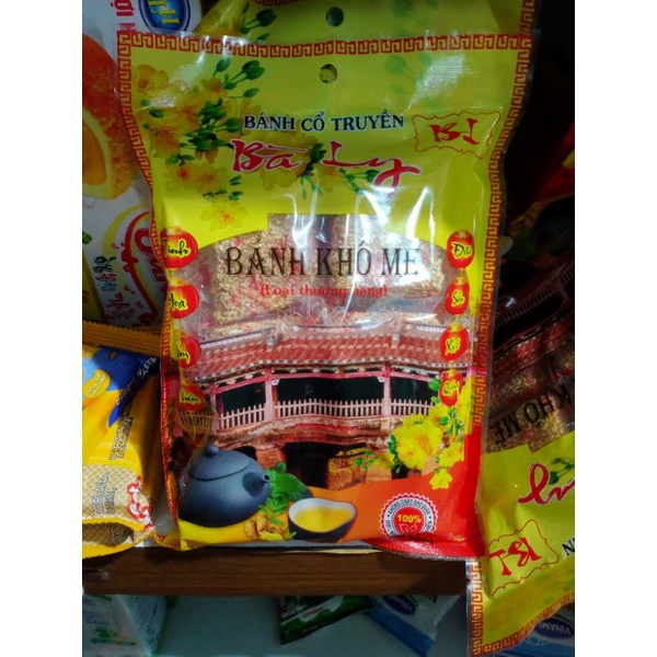 Bánh khô mè bà Ly