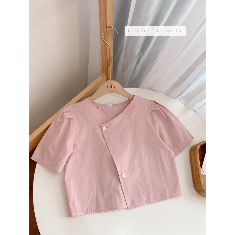 Croptop vạt chéo 2 khuy