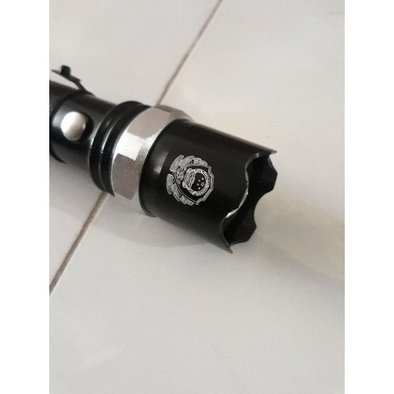 Đèn pin Led siêu sáng 3 chế độ Q5