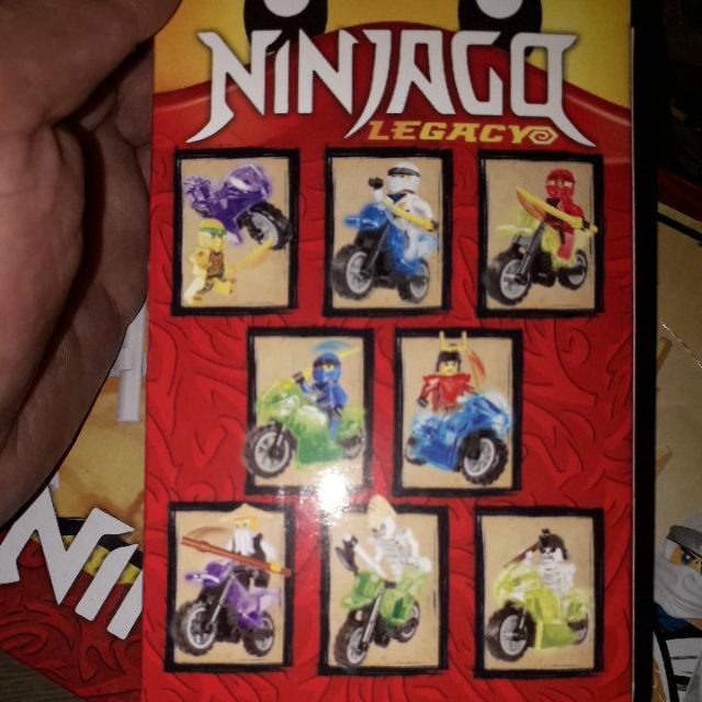 Lắp ráp LegoNinjago xe mô tô 1973 rất đẹp